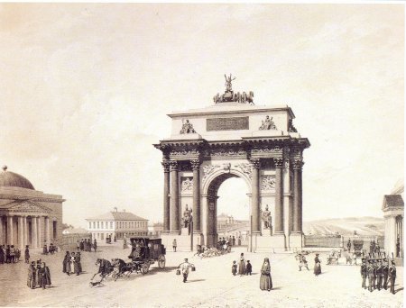 Триумфальная арка на площади у Смоленского (ныне Белорусского) вокзала