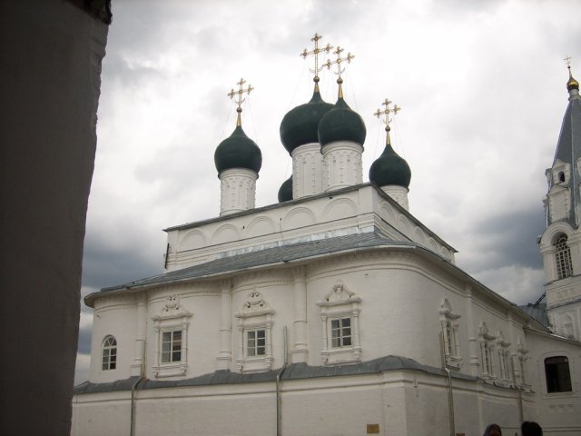 Никитинский монастырь