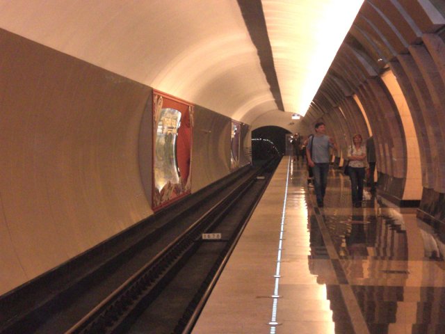 На новой станции метро Марьина роща